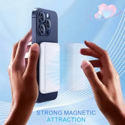 5000 Mah 5W Magnetic Wireless Mobile Phone Power Supply Set with Brack