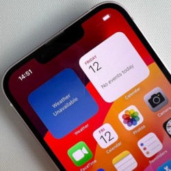 Apple iPhone 13 5G Mobile Phone 6.1" Super Retina XDR OLED 128GB/256GB